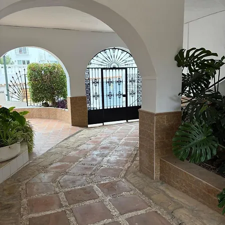 Apartament Casa Perla Rosa *